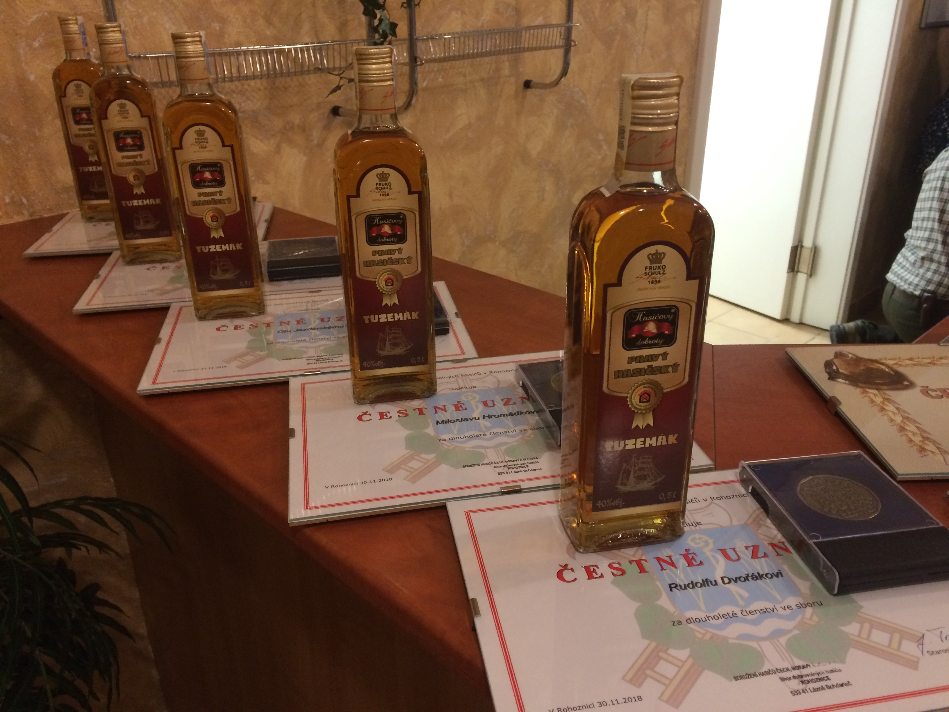 905EFE56-A0EB-450F-B138-8372FDA42EF6