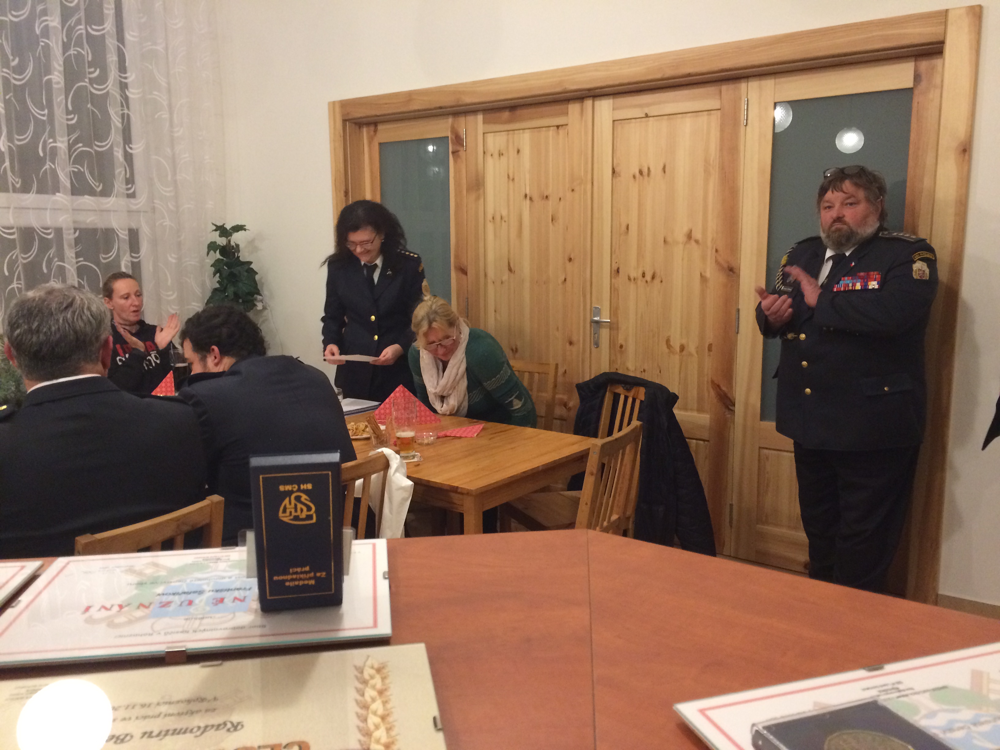 BDF293D1-3A24-46BB-AF69-844AB4B99E08