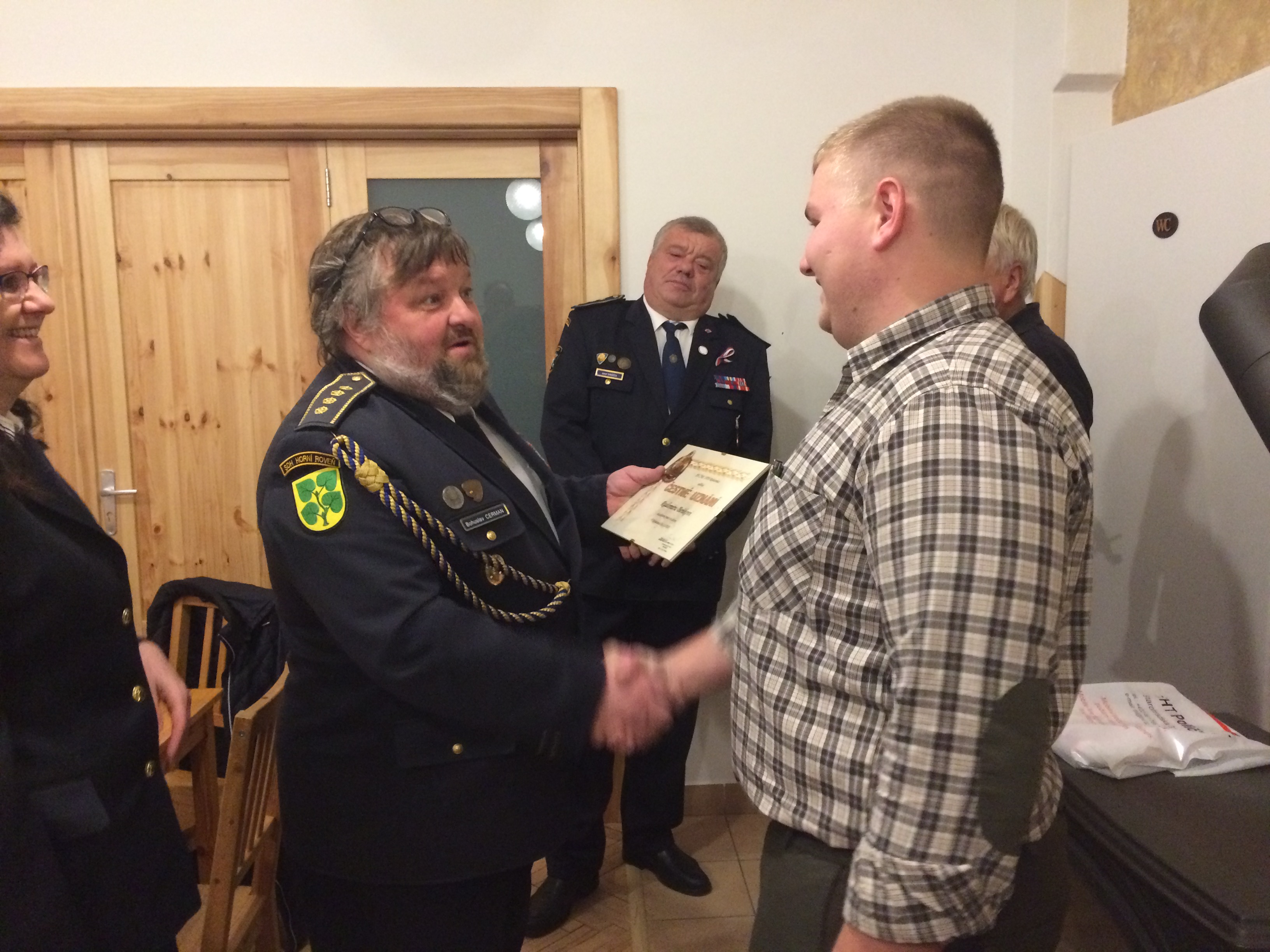 C013669B-8091-4FB2-A280-8A7162E06F8C