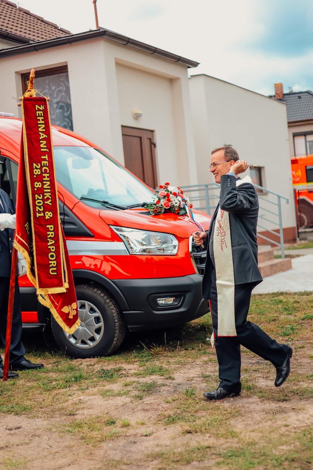 4877E751-AED4-4C94-8DD9-4E346957E248